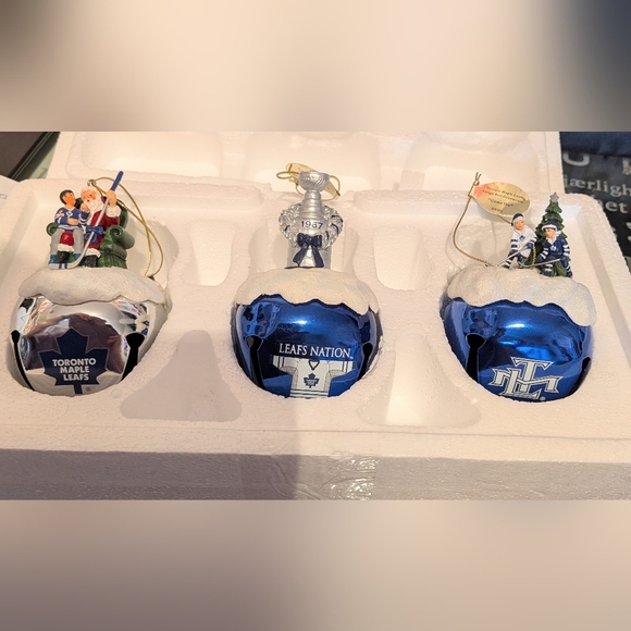 The Ashton-Drake Galleries Other - Toronto Maple Leafs Blue Holiday Ornament Set